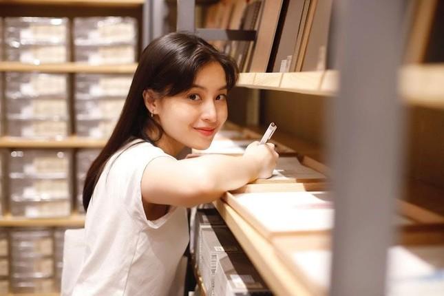 Thế giới hiện tại liệu có đang xoay quanh đặc quyền cho sự xinh đẹp hay không?-3