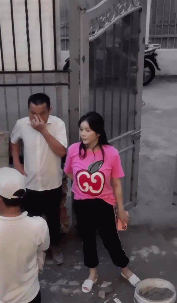 Lý Nhã Kỳ hiếm hoi mới diện quần ngắn để lộ cặp chân thon như nữ sinh-8