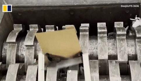 Nghề lạ kiếm bộn tiền ở Trung Quốc: Tiêu hủy ảnh cưới cho các cặp ly hôn-2