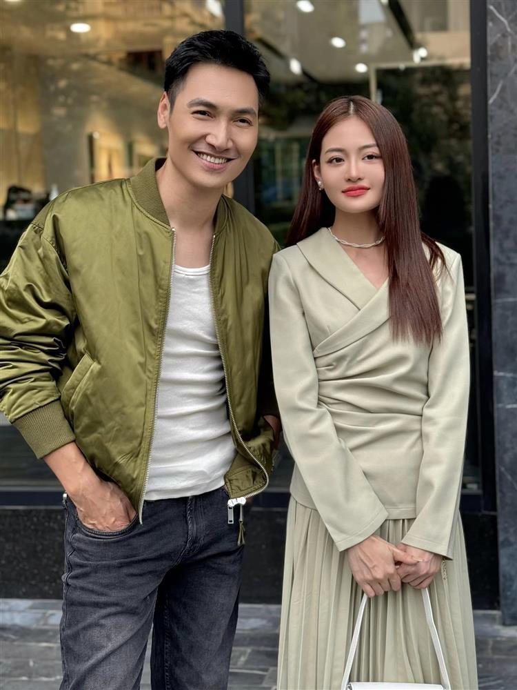 Đời thực sexy của Thùy Anh - tình địch Huyền Lizzie trong Chúng Ta Của 8 Năm Sau-1