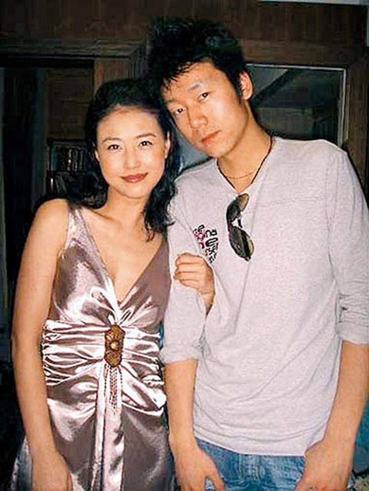 Tại sao cuộc hôn nhân duy nhất của nàng Chu Chỉ Nhược Châu Hải My tan vỡ?-5