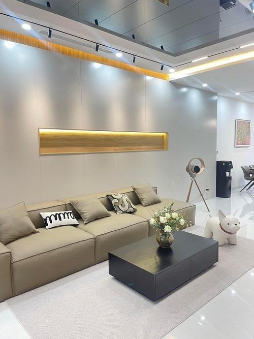 Cận cảnh căn nhà 3 tầng mới xây của tác giả Ngày Chưa Giông Bão và vợ hotgirl-7