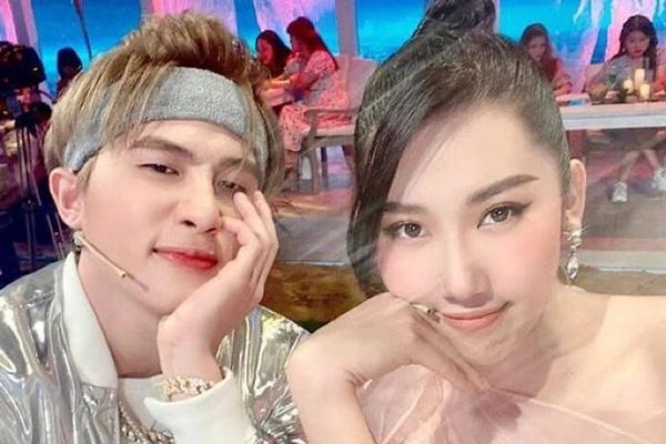 Từng vướng tin đồn yêu Jack 2 năm, Thúy Ngân nay bất ngờ cảm thán: Yêu tới năm thứ 2 là nhức nhức cái đầu-5