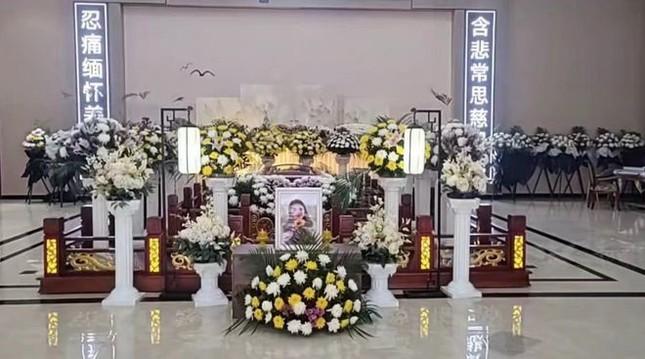 Trục lợi từ lễ tang Châu Hải My-2