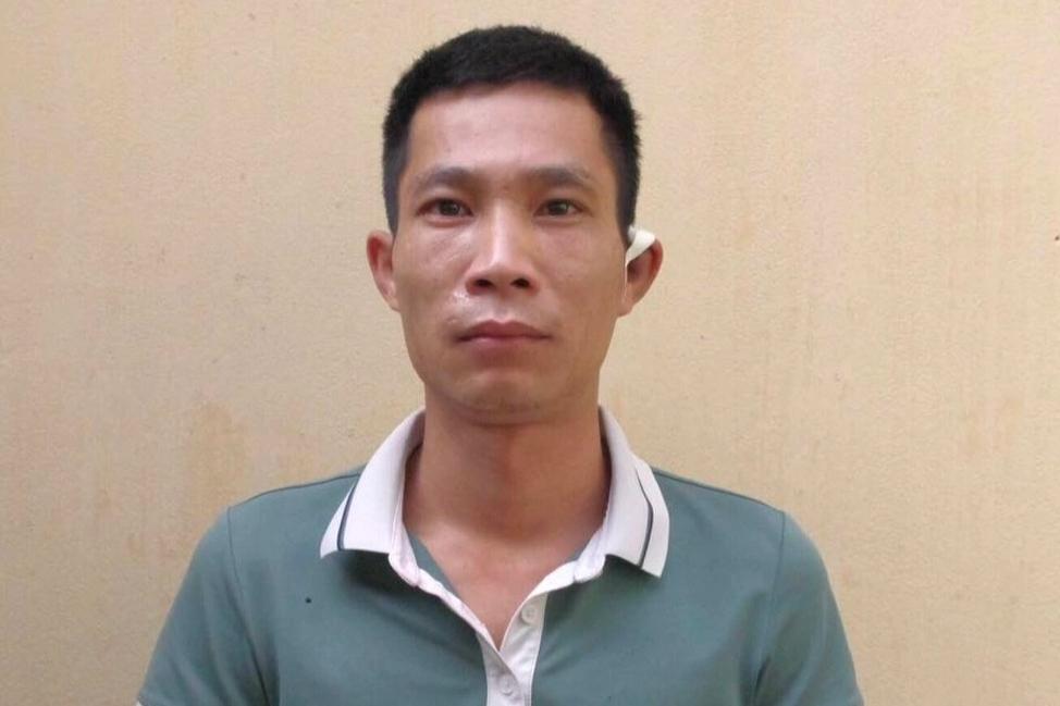 Đi nhậu về, gã con nuôi đánh mẹ vì không cho tiền-2