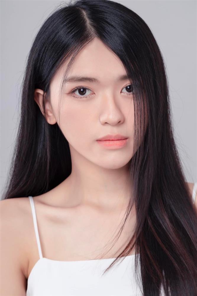 Nhan sắc ngọt ngào của hot girl Việt kiều được gia đình ủng hộ chuyển giới-1