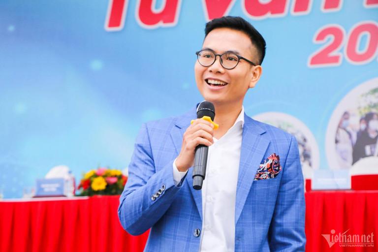 Tốt nghiệp thủ khoa, từ chối cơ hội ở lại Úc chàng trai về nước làm giảng viên-2