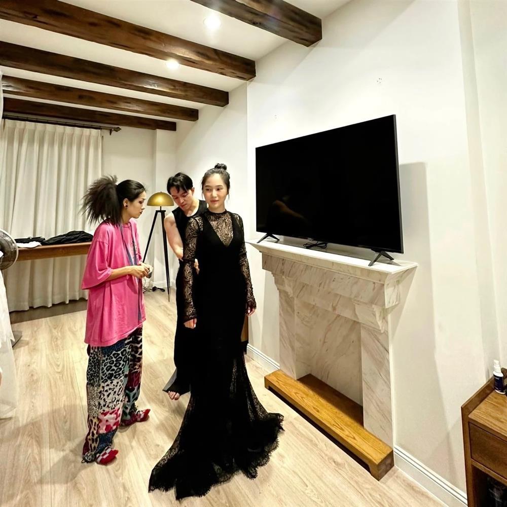 Màn lột xác ấn tượng của Hương Tràm sau 4 năm ở Mỹ-1