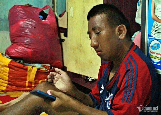 26 năm nuôi con riêng của chồng, người phụ nữ nhiều đêm không dám ngủ-1