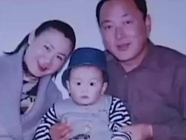 Con 3 tuổi chưa biết nói bỗng cất tiếng trong đêm, bố mẹ hoảng hốt chuyển nhà-1