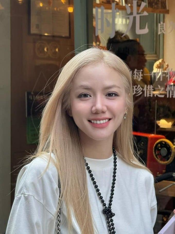 Đời thường quyến rũ, chất lừ của ca sĩ Phương Ly-3