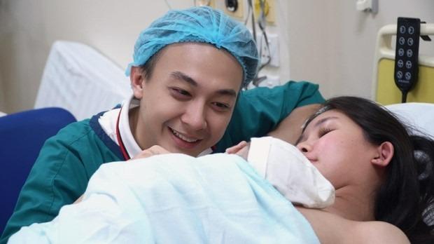 Hoa hậu Lê Âu Ngân Anh kể lại hành trình sinh con đầu lòng-2