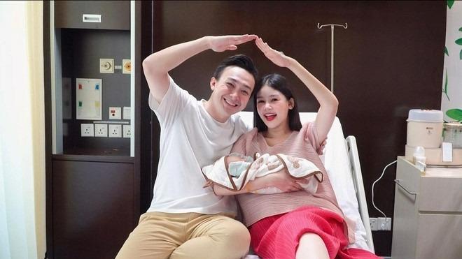 Hoa hậu Lê Âu Ngân Anh kể lại hành trình sinh con đầu lòng-3