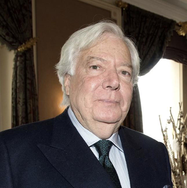 Tỷ phú Hermès bất ngờ nhận người làm vườn để thừa kế tài sản-1