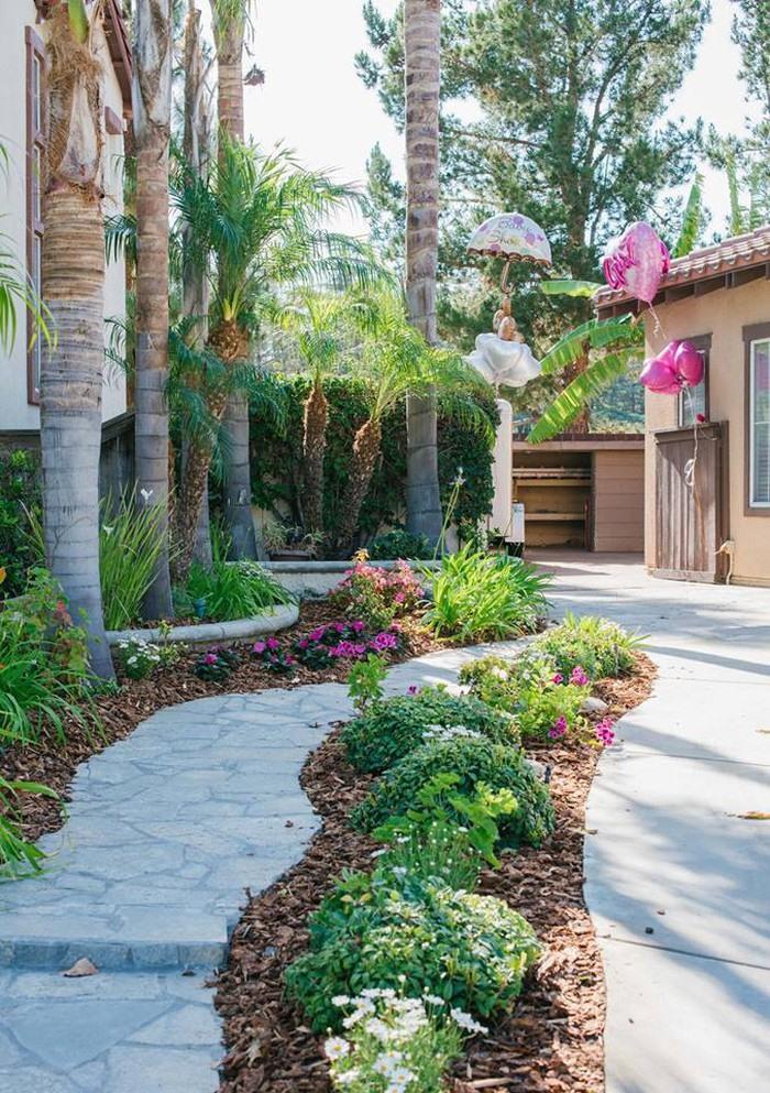 Biệt thự 2.000 m2 tại Mỹ đón Noel ấn tượng của ca sĩ Thanh Thảo-24