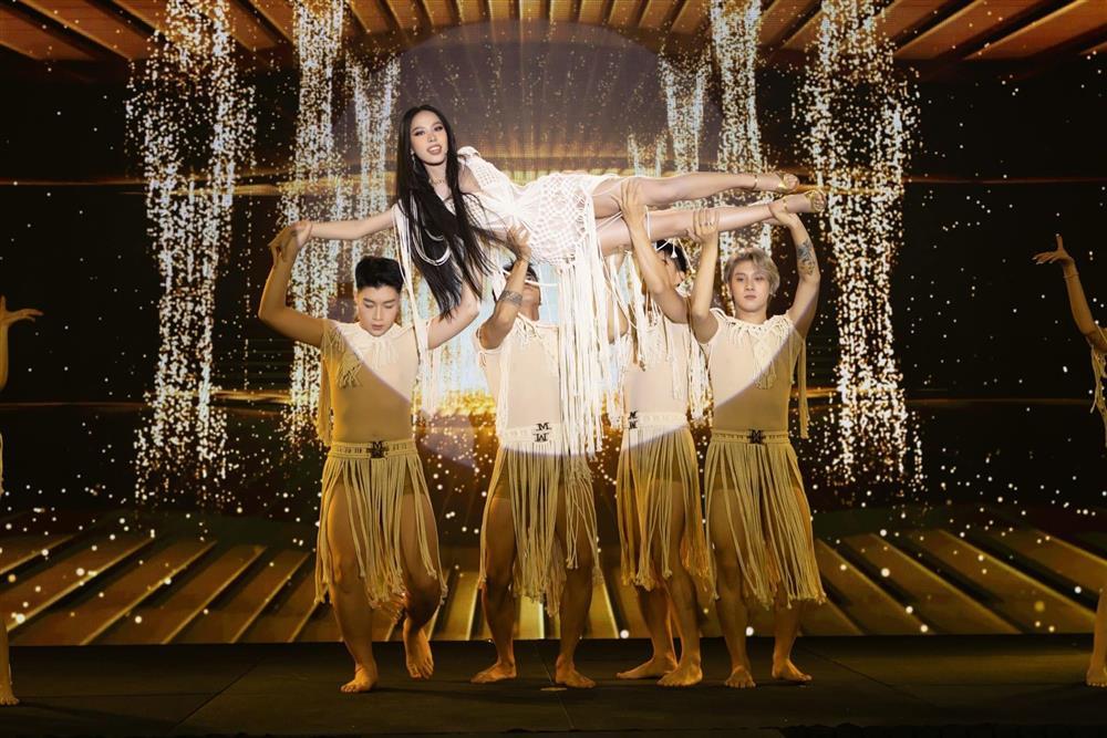 Hành trình từ Á hậu Việt Nam đến Á hậu Liên lục địa của Ngọc Hằng-7