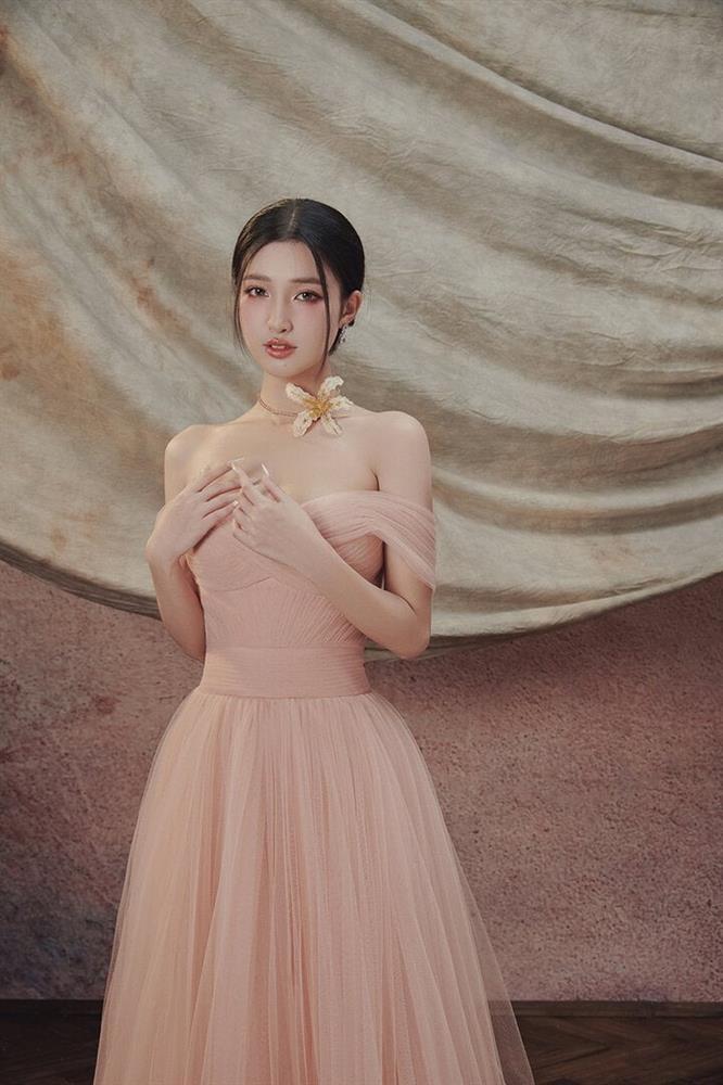 Rũ bỏ hình ảnh ngọt ngào, Á hậu Phương Nhi khoe vai trần quyến rũ-8