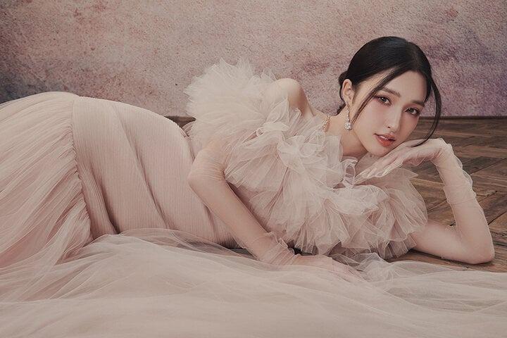 Rũ bỏ hình ảnh ngọt ngào, Á hậu Phương Nhi khoe vai trần quyến rũ-9