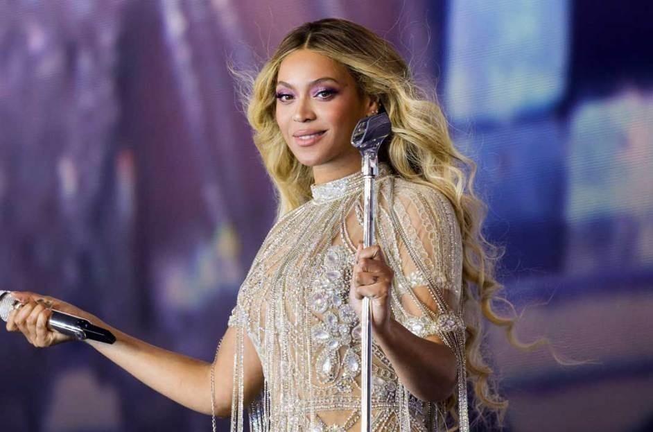 Beyoncé tiến gần đến vị thế tỷ phú sau chuyến lưu diễn hoành tráng - 2sao