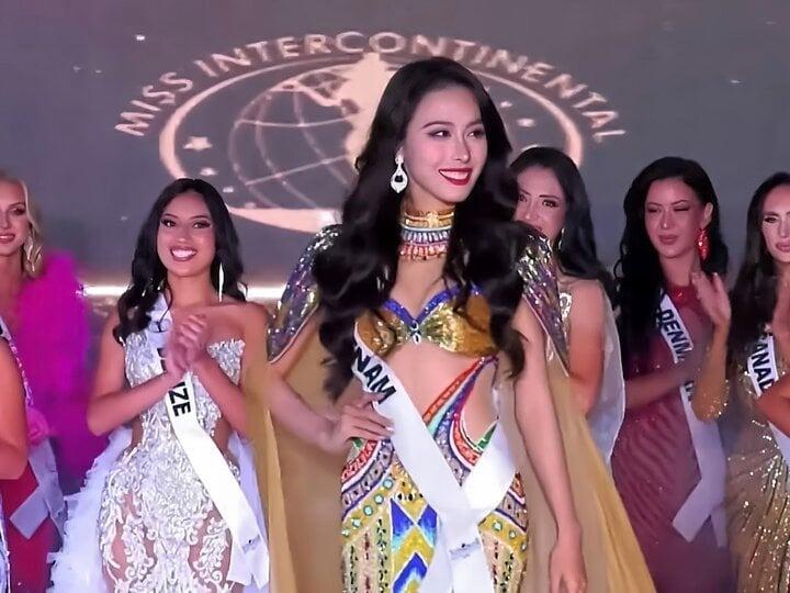 Lê Nguyễn Ngọc Hằng trở thành Á hậu 2 Hoa hậu Liên lục địa 2023-3