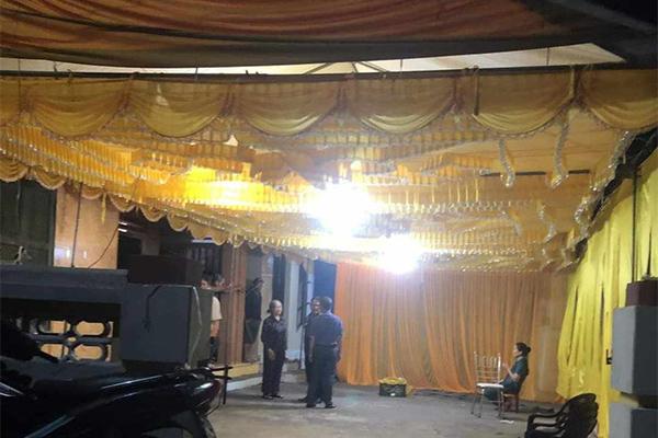 Vòng cổ khiến thiếu niên bị điện giật suýt chết, cổ mang sẹo hình dây chuyền-5