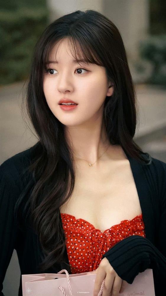 Triệu Lộ Tư được dân tình khen nức nở vì kính nghiệp-3