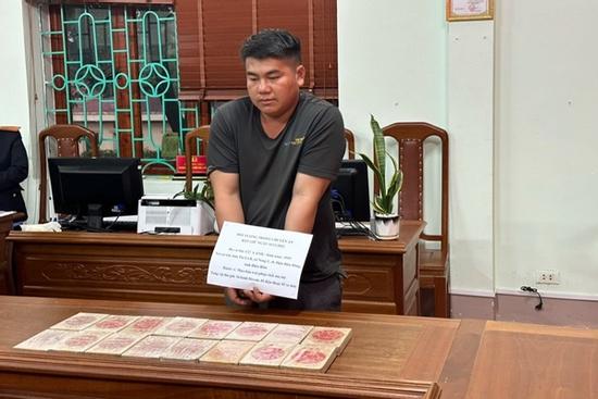 Phá chuyên án ma túy, bắt 2 đối tượng, thu giữ 16 bánh heroin