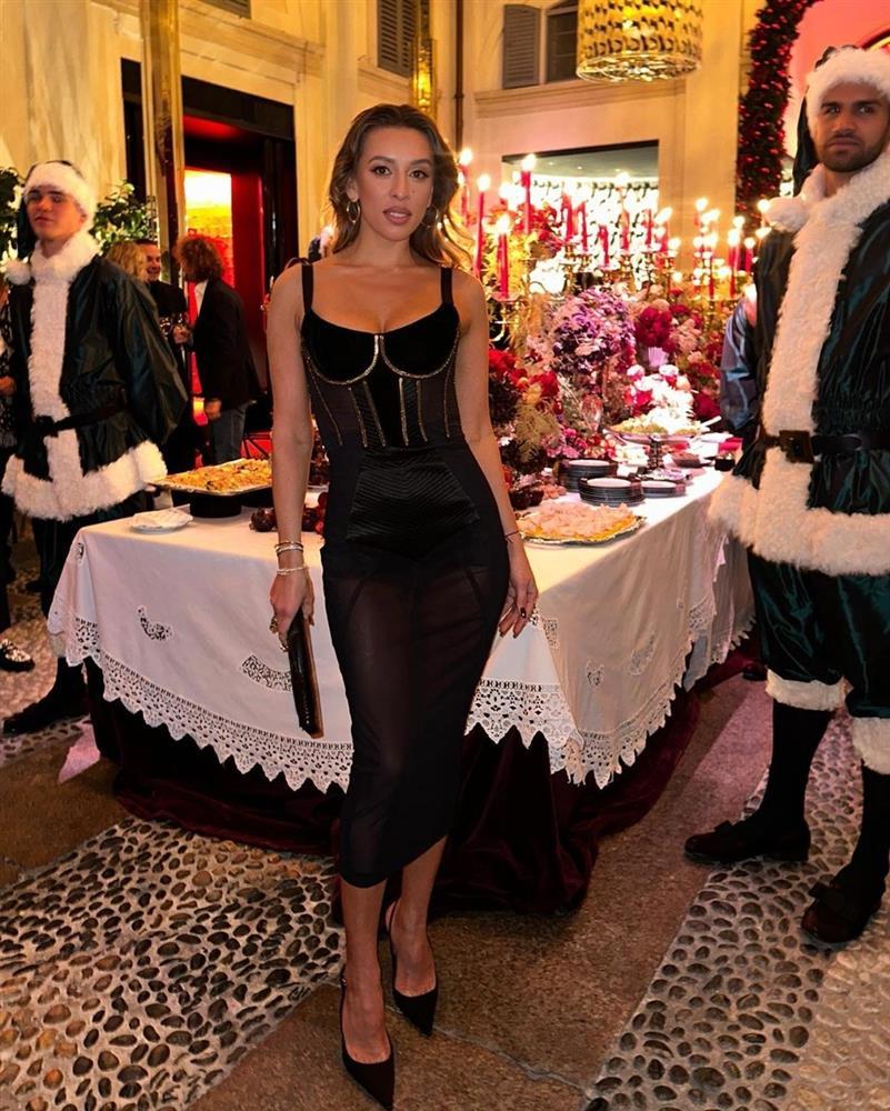 Chồng cũ của người mẫu Nga nhắn nhủ Tom Cruise: Yêu cô ấy tốn đấy-4