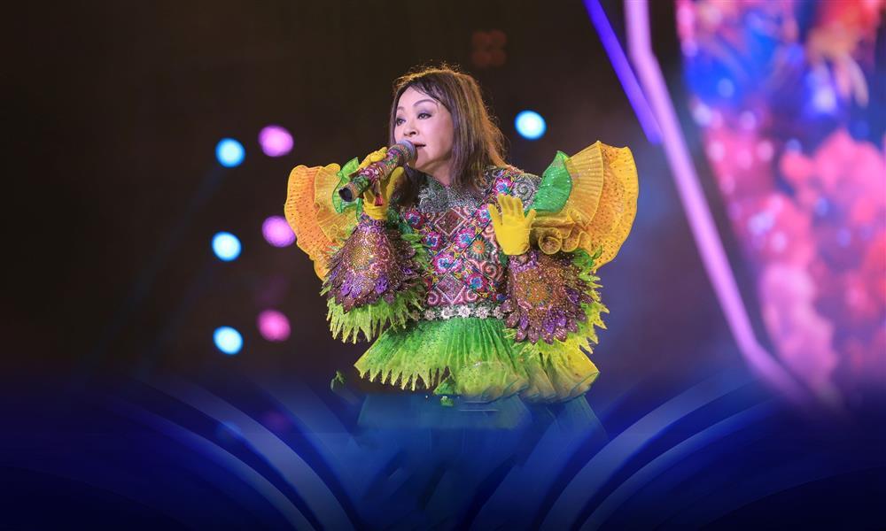 Cách Cú Tây Bắc - danh ca Hương Lan - lừa khán giả ở tuổi U70-2