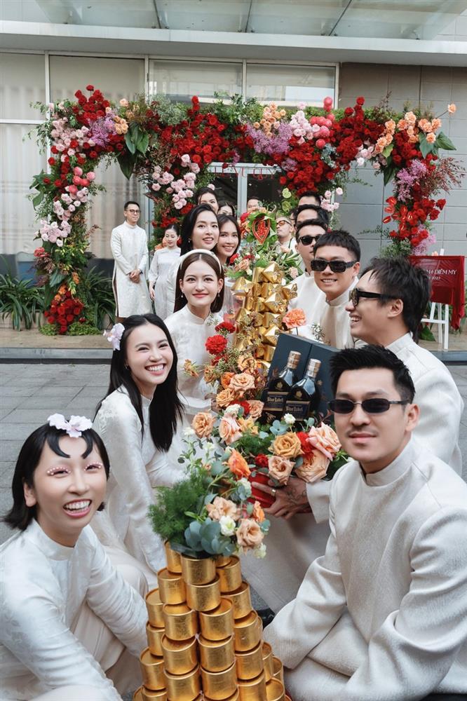 Diễm My 9x nhận quà cưới cực khủng từ bố mẹ chồng, lời dặn dò cảm động của bố ruột-3