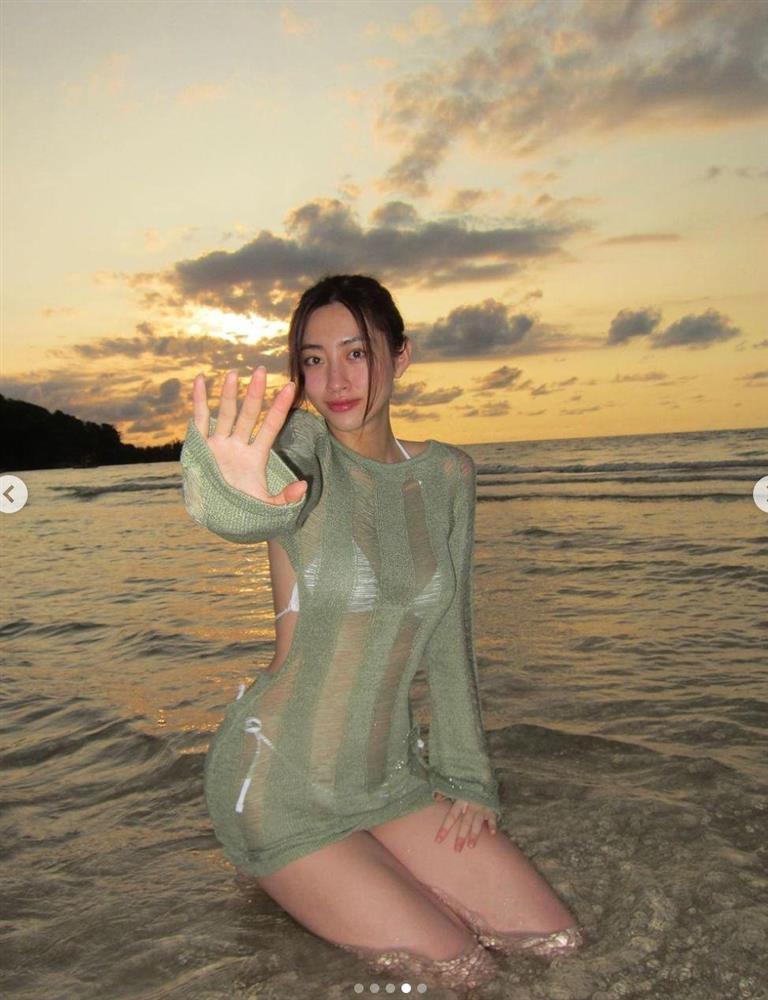 Mỹ nữ Cao Bằng quyến rũ nhất khi diện áo tí hon, váy trong suốt đẹp mà không phô-3