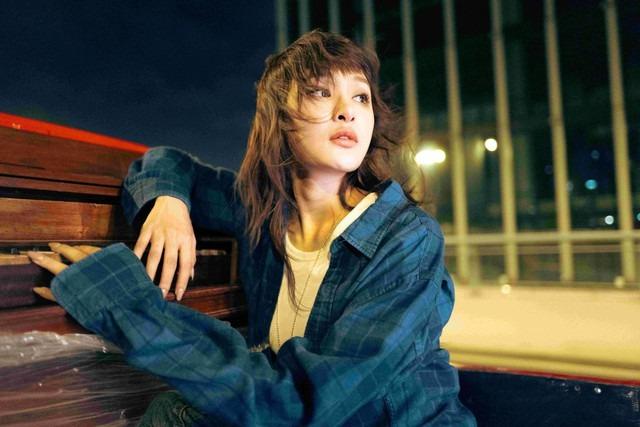 Hiền Hồ ẩn ý đốt sạch quá khứ với sản phẩm mới-3