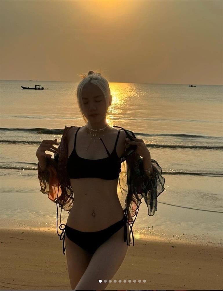 Phương Ly hiếm hoi khoe ảnh áo tắm, U40 gây ngỡ ngàng với đường cong như vẽ-3