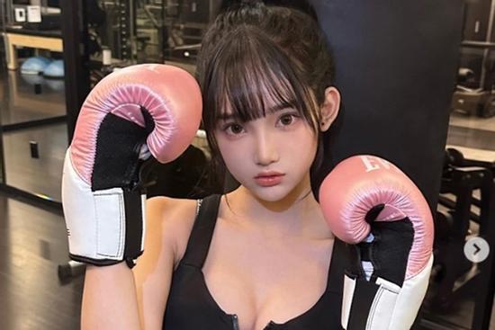 Nữ thần boxing và nhan sắc như 'búp bê' đầy quyến rũ khiến các fan mê mẩn