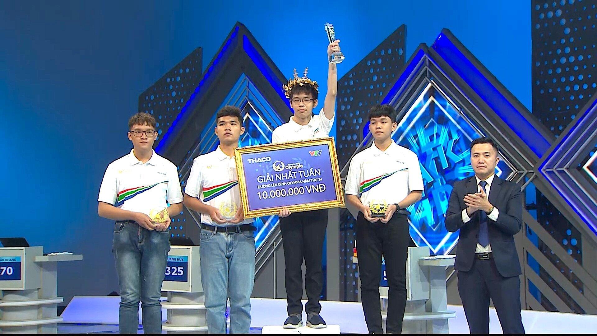 10X Hưng Yên lập kỷ lục điểm số tại Đường Lên Đỉnh Olympia năm thứ 24-3