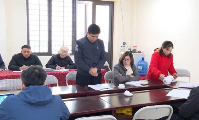 Bữa ăn bán trú 2 gói mì tôm chan cơm cho 11 học sinh là có thật: Tình trạng thiếu đồ ăn thường xuyên xảy ra, học sinh xuống bếp nhặt rau bị thối-3