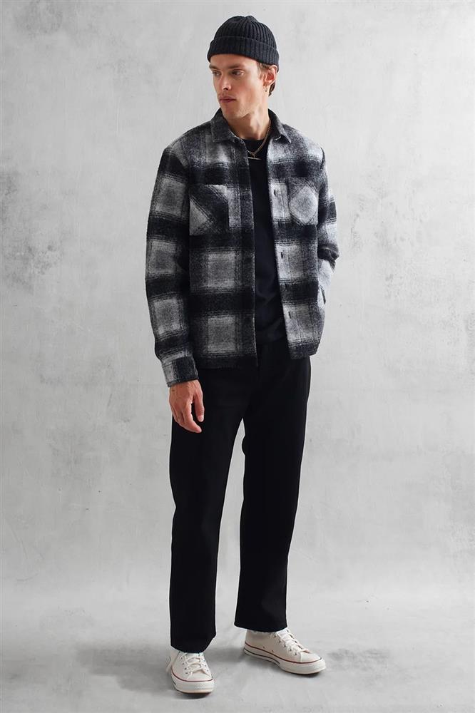 7 mẫu áo khoác giúp nam giới mặc đẹp vào mùa lạnh-5