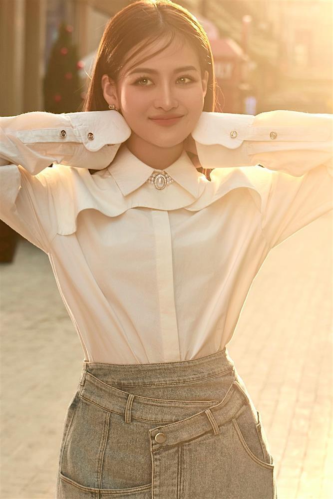 Thùy Anh thích thú khi được chủ động tán tỉnh Mạnh Trường-5