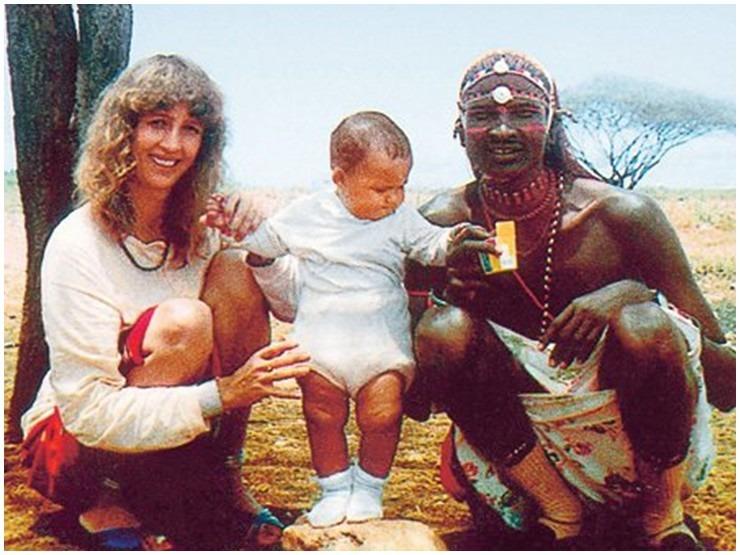 Mỹ nhân ngoại quốc bỏ bạn trai, kết hôn với người đàn ông đẹp nhất bộ lạc châu Phi-4