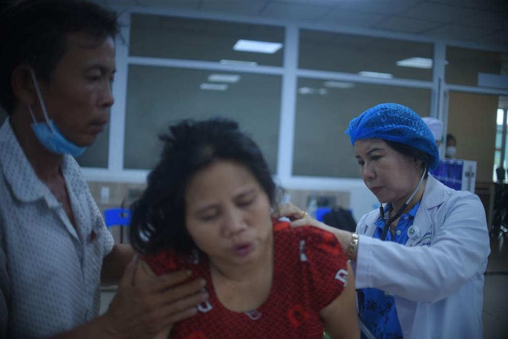 Đoạn kết đẹp cho gia đình cô bé hiếu thảo bom hàng: Người mẹ đã hồi phục, chuẩn bị xuất viện-3