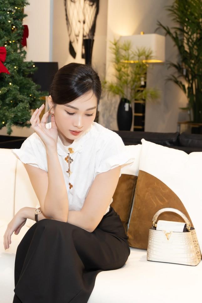 Hơn 1 thập kỷ đăng quang, Đặng Thu Thảo vẫn được xem là Hoa hậu đẹp nhất nhì V-biz-3