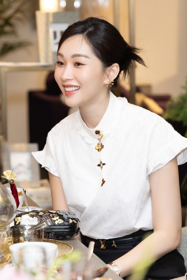 Hơn 1 thập kỷ đăng quang, Đặng Thu Thảo vẫn được xem là Hoa hậu đẹp nhất nhì V-biz-5