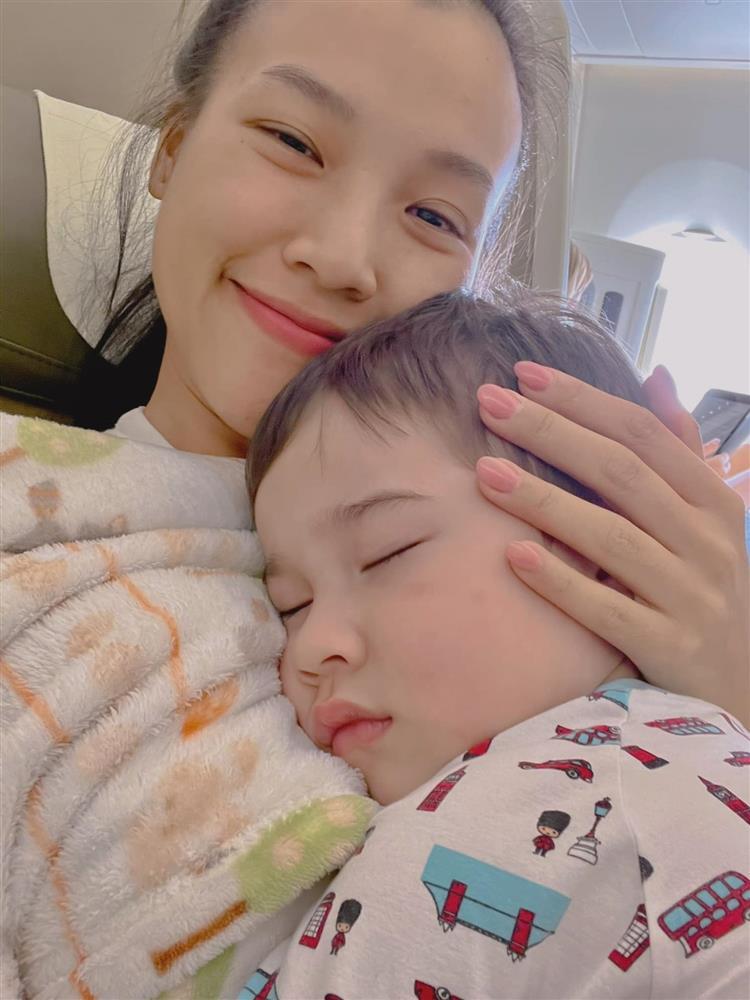 Sau ly hôn chồng Tây, Hoàng Oanh vướng nghi vấn bầu lần hai khi lộ bụng lùm xùm, chính chủ lên tiếng thế nào?-6