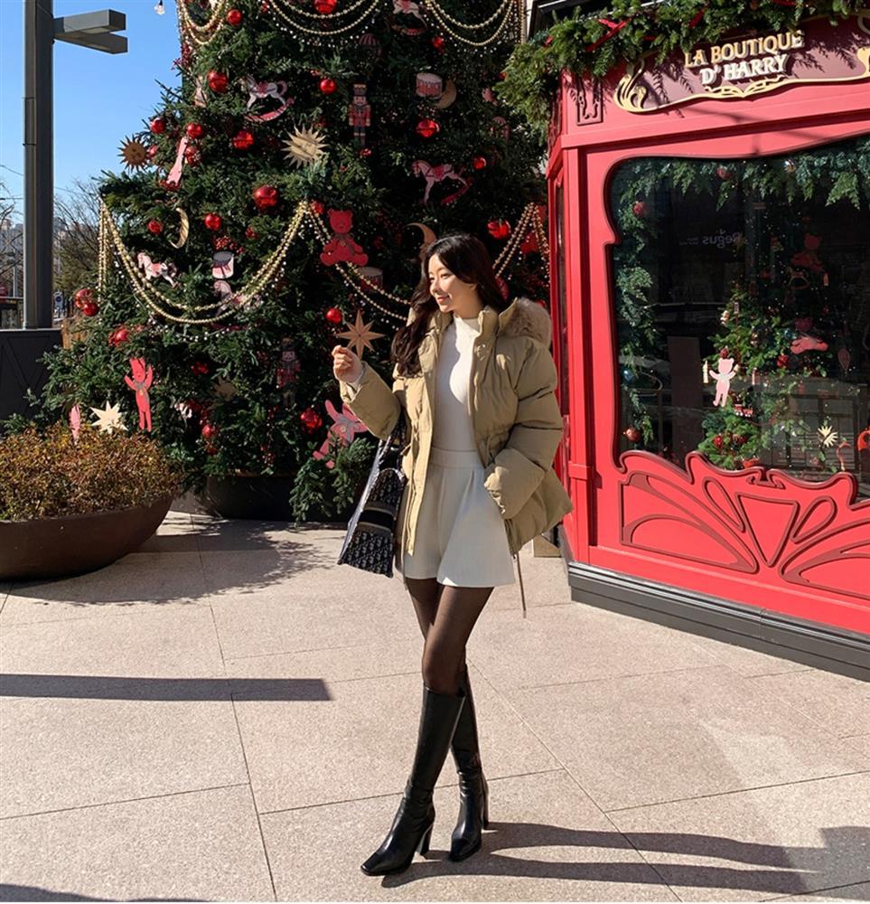 Truy tìm 2 kiểu áo phao hack chiều cao, tôn eo thon dáng chuẩn cho chị em trong những ngày rét mướt-7