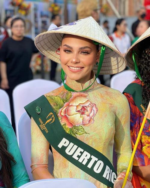 Mắt xanh biếc, vóc dáng quyến rũ mê đắm của Miss Earth Puerto Rico-3