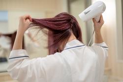Du khách suýt mất gần 23 triệu do dùng máy sấy tóc ở khách sạn