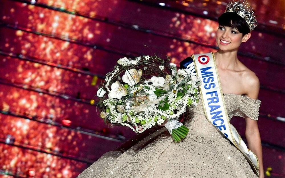 Tân Hoa hậu Pháp gây tranh cãi vì tóc ngắn, diện mạo lưỡng tính-1