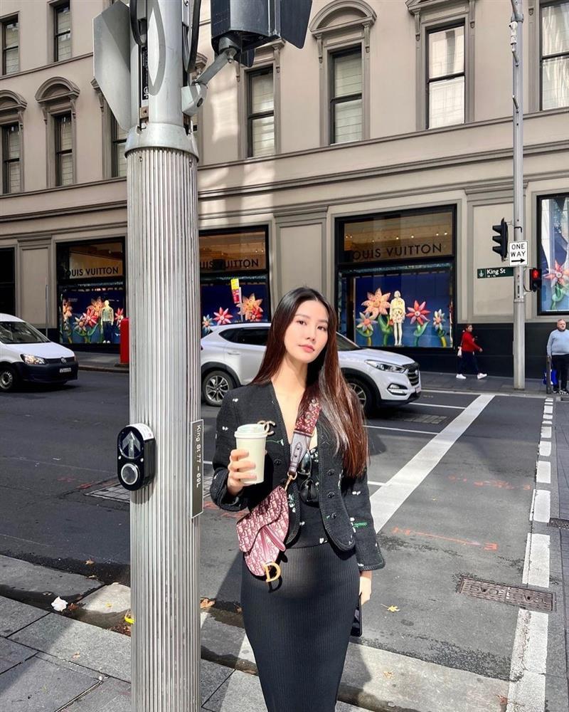 Tủ túi xách hiệu của Diễm My 9X: Nhiều thiết kế giá hàng trăm triệu đồng-3