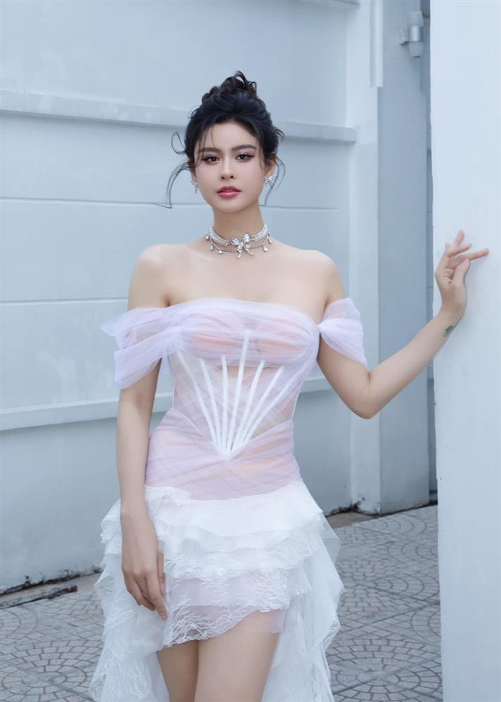 Trương Quỳnh Anh: Mẹ 1 con gợi cảm, đời tư kín tiếng sau đổ vỡ hôn nhân-1