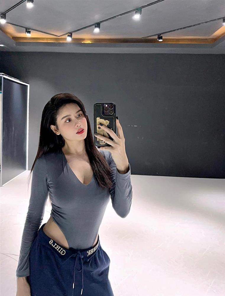 Trương Quỳnh Anh: Mẹ 1 con gợi cảm, đời tư kín tiếng sau đổ vỡ hôn nhân-4